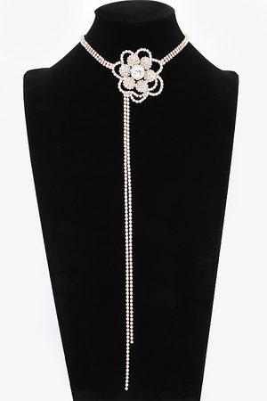 Rhinestone Flower Necklace