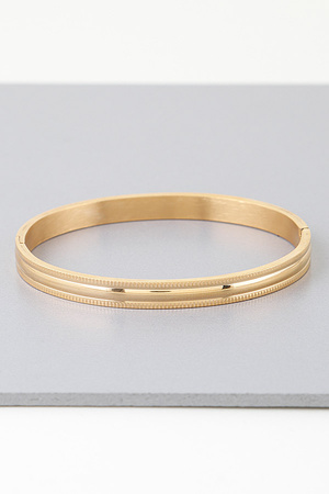 Ribbed Frame Cuff Bracelet