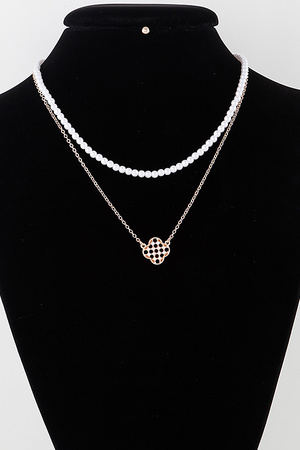 Checkered Clover Pearl Chain Necklace