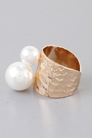 Hammered Twin Pearl Ring