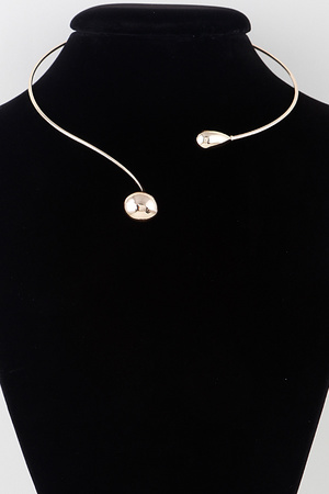 Shiny Teardrop Choker Necklace