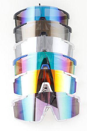 Corner Geometric Cut Shield Sunglasses